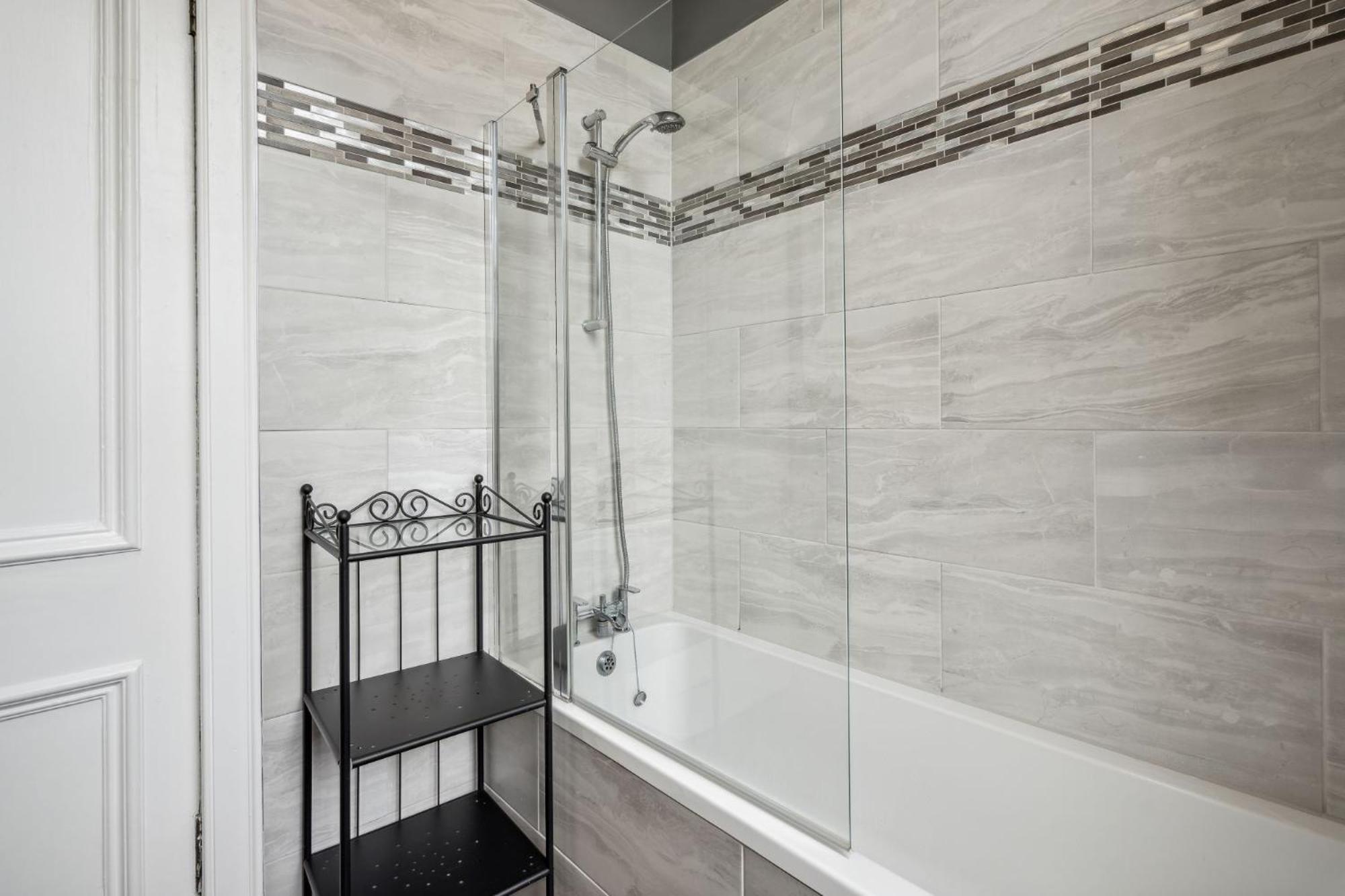 A Two Bedroom Apartment - Victorian Villa At 8 Priestfield Road Эдинбург Экстерьер фото